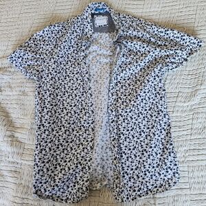 Men's medium button-up dress shirt